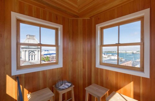 Old Port Apartment | Old Port Penthouse Suite - Amazing Harbor Views