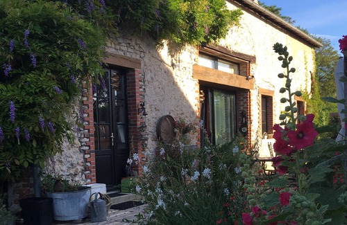 Ballan-Mire House | Old press End of rentals mid June because the house will be sold