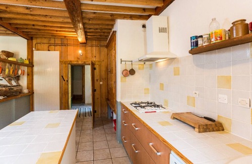 Megevette Apartment | Old renovated mountain farm, quiet, close to skiing