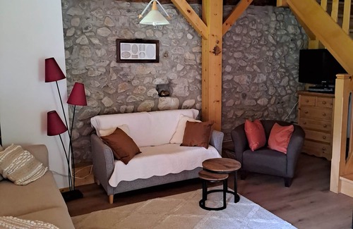 Chevenoz Apartment | Old Savoy farmhouse, very quiet