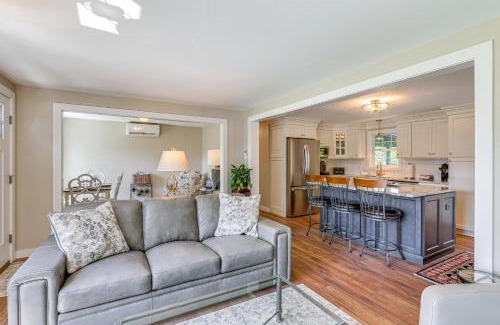 Old Saybrook Center House | Old Saybrook Home with Screened Porch and Ocean View!