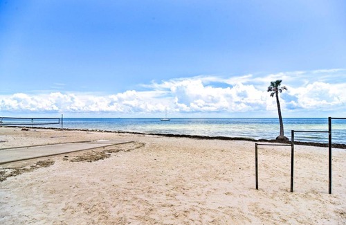 Historic Uptown House | Old St Pete Bungalow - Downtown 1 Mi, Beach 8 Mi!