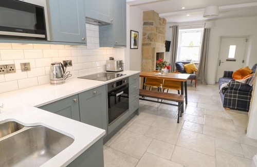 Bewerley Cottage | OLD STONE COTTAGE, family friendly, with open fire in Pateley Bridge