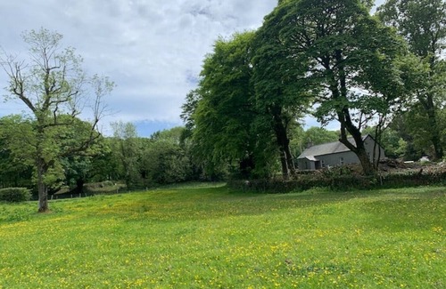 Ballynahinch Cottage | Old Stone Cottage - historical cottage with woodburner, great trails
