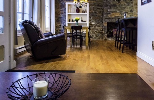 Old Quebec Apartment | Old town at it's best