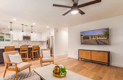New Papago Parkway House | Old Town Getaway Heated Pool, Spa, Gym, Game Room!