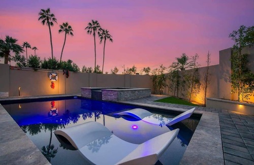 Southwest Village House | Old Town Modern by HÓZHÓ | Private Pool & Spa, Theatre Room | Oldtown Scottsdale