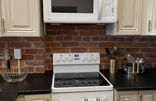 Belleville Apartment | Old World Charm: Burrows Suite #3 - Belleville, ON