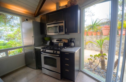 Del Mar House | Olde Del Mar Hillside Bungalow, Ocean Views, Walk to Village