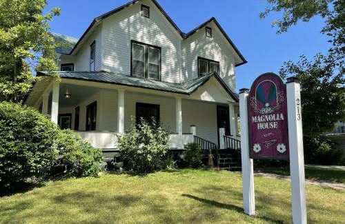 Nashville House | Olde Magnolia House