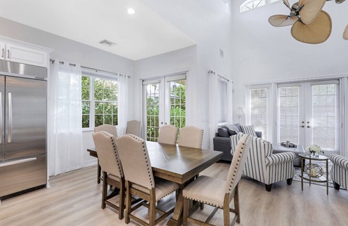 Old Naples House | Olde Naples - William Raveis Rentals