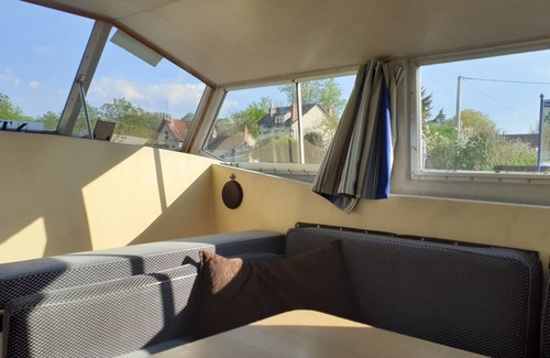 Nevers Boat Rental | OLEA boat - NIEVRE - MAGNY COURS - LA LOIRE