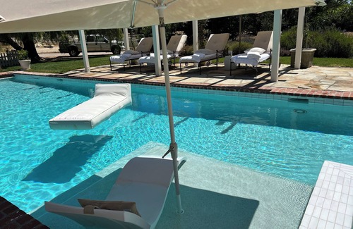 Ballard House | Olive Branch Farm; A luxury farm stay.
