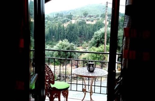 Nafpaktos Ski Chalet | Olive Grove Chalet