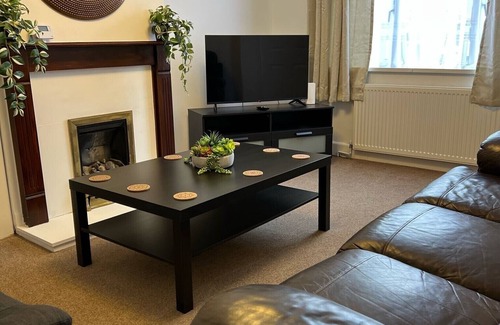 Southampton House | Olive Lodge, 3 Bedroom House