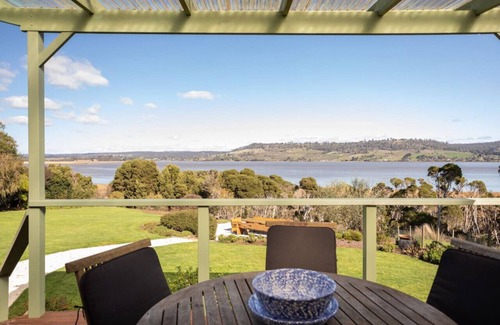 Windermere Cottage | Olive's Cottage - Superb Tamar Views