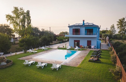 Aigialeia Apartment | Olive Tree Suites