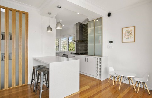 Frankston South House | Olivers Hill Oasis - The Ultimate Family Entertainer