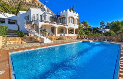 Montgo de Toscamar Villa | Olivo