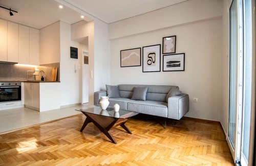 Kinosargous Condo | Olympian Zeus top location