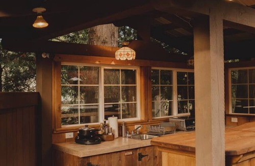 Port Angeles Cabin | Olympic Holiday TreeHaus