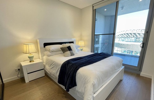 Sydney Olympic Park Apartment | Olympic Park Delight ★ Parking ★ Pool ★ Homebush Location