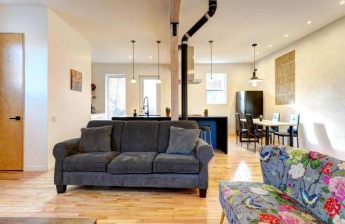 Viauville Apartment | Olympic Stadium - Biodôme - Close to Downtown