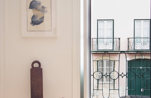Santos Apartment | OM Lapa Apartment, Lisbon