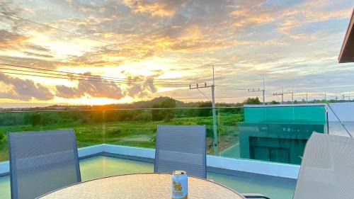 Nong Prue Villa | Om Luxury Villa