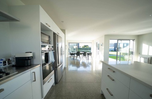 Omaha House | Omaha's Vista