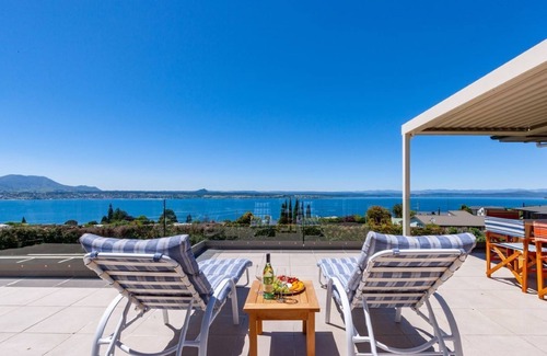 Taupo House | Omaio - Heated Pool, Hot Tub, Cinema, Views