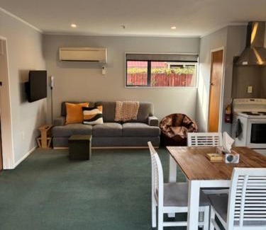 Omarama House | Omarama Crib Spotless Scenic Base For Families