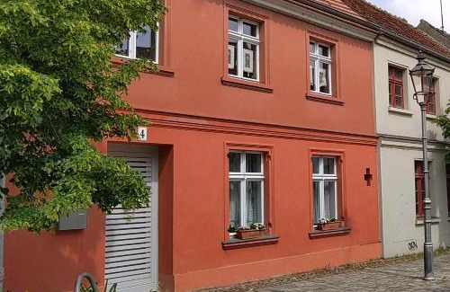 Brandenburg an der Havel Apartment | Omas Linde