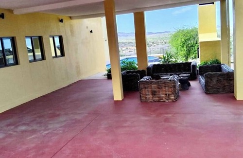 Voigtland House | Ombanda Guesthouse