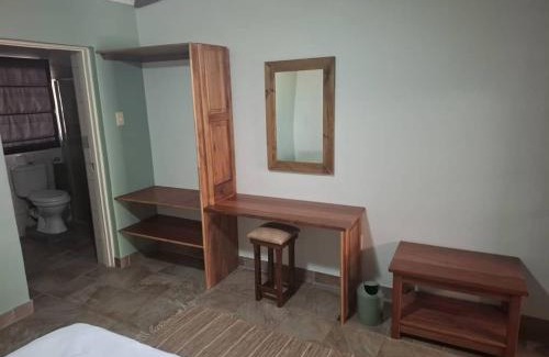 Outjo Cabin | Ombundja Game Ranch