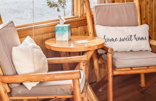 Omena House | Omena Point Paradise | Waterfront | Sunrise |