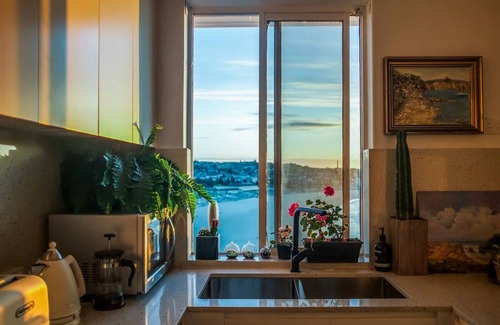 Bondi Beach Apartment | OMG Beach View Penthouse by Sydney Dreams