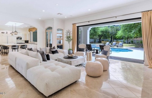 Paradise Hills Villa | OMG Mansion! Pool Lux Kitchen Piano Yoga Jacuzzi
