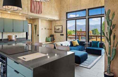 Creede House | OMI Combo