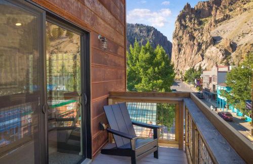 Creede Apartment | OMI Studio