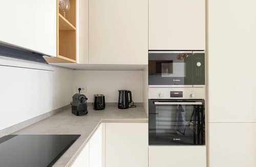 Central Station Apartment | OMNIA APARTMENT, wonderful home 2 BDR, 6 guests, Porta Venezia Milan city center