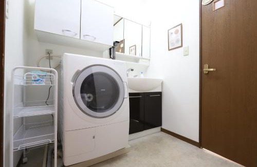 Omorinishi Apartment | Omorinishi 3chome House