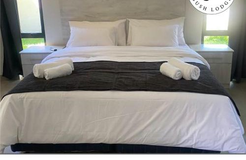 Ruacana Cabin | Omulunga Bush Camp