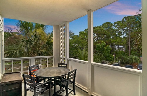 Cassine Village Condo | ON 30A~2 pools~New public beach access~2 min. walk to the beach~Bike to Seaside!