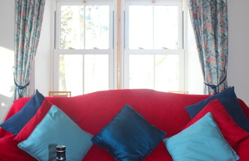 Lochgilphead Cottage | On a private hill farm estate. Set in stunning scenery close to the coast.