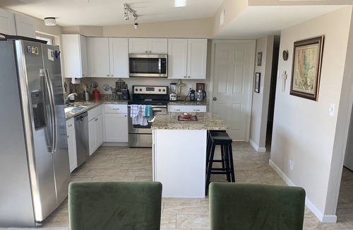 Peter Howell House | On bike path, close to Reid Park and U of AZ. Fenced backyard.