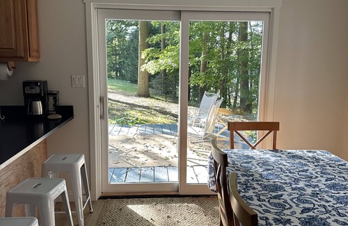 South Haven Cottage | On Black River and Kal-Haven Trail- bike or walk to downtown, kayak to Lake Mich