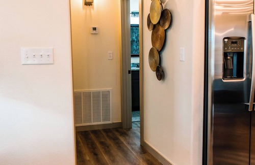 Mena House | On Cloud 9 - Mountain View’s near Mena Intermountain Airport KMEZ.