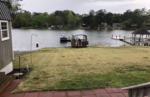 Prosperity Cottage | On Lake Time Lake Murray Waterfront private boat ramp & dock
