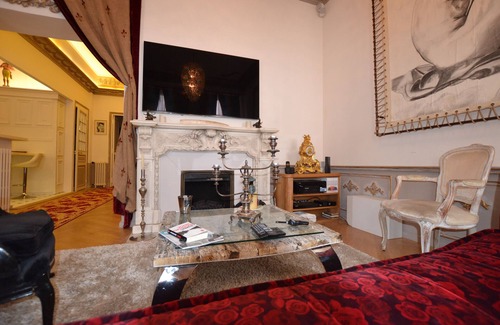 Quartier du Port Apartment | ON MONACO HARBOR, ELEGANT BAROCQUE APARTMENT